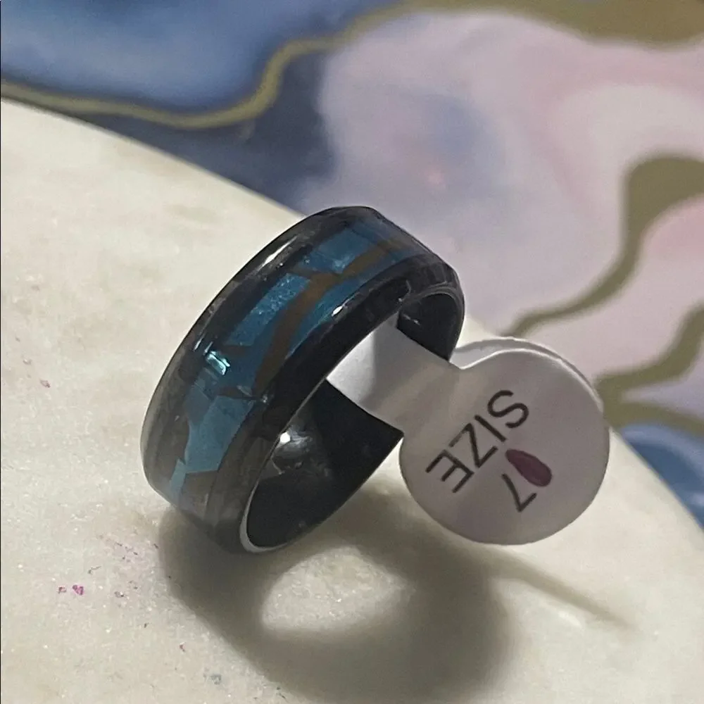 Men’s wedding band style ring stainless steel size 7